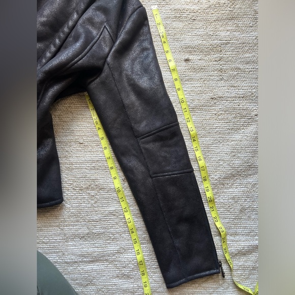 Cache Moto Dressy Faux Jacket size Large - Picture 11 of 13